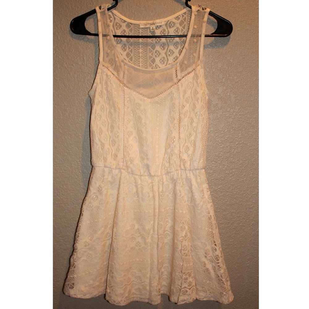 Lace Dress - Rewind